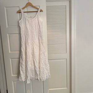 Eileen Fisher. Excellent condition. Size S. Knee length.